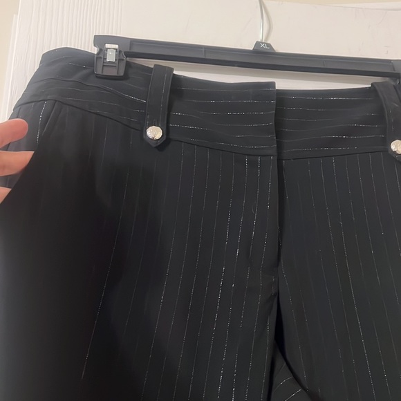 Black pin stripped pants - Picture 2 of 7